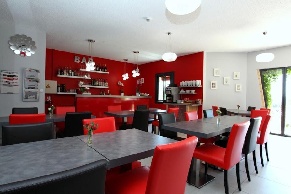 Hotel Le Clos Roussillon Pres De Sarlat Vitrac  Buitenkant foto