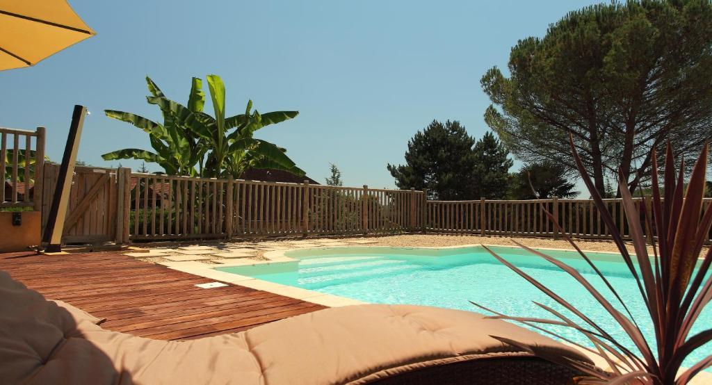 Hotel Le Clos Roussillon Pres De Sarlat Vitrac  Buitenkant foto