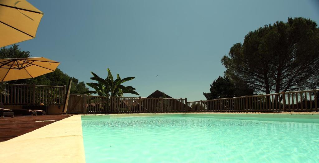 Hotel Le Clos Roussillon Pres De Sarlat Vitrac  Buitenkant foto