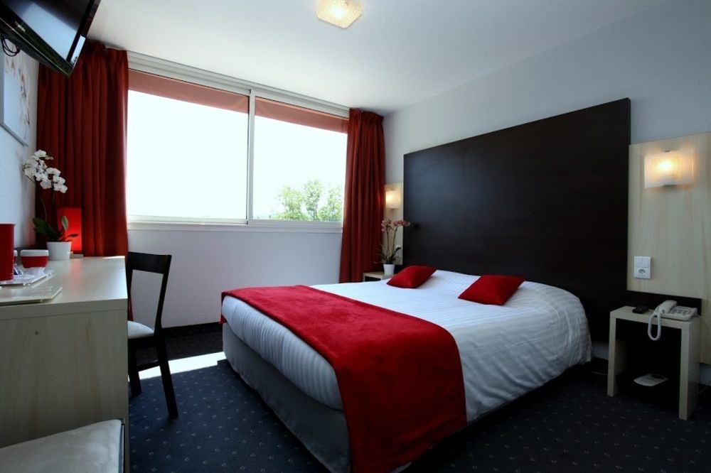 Hotel Le Clos Roussillon Pres De Sarlat Vitrac  Buitenkant foto