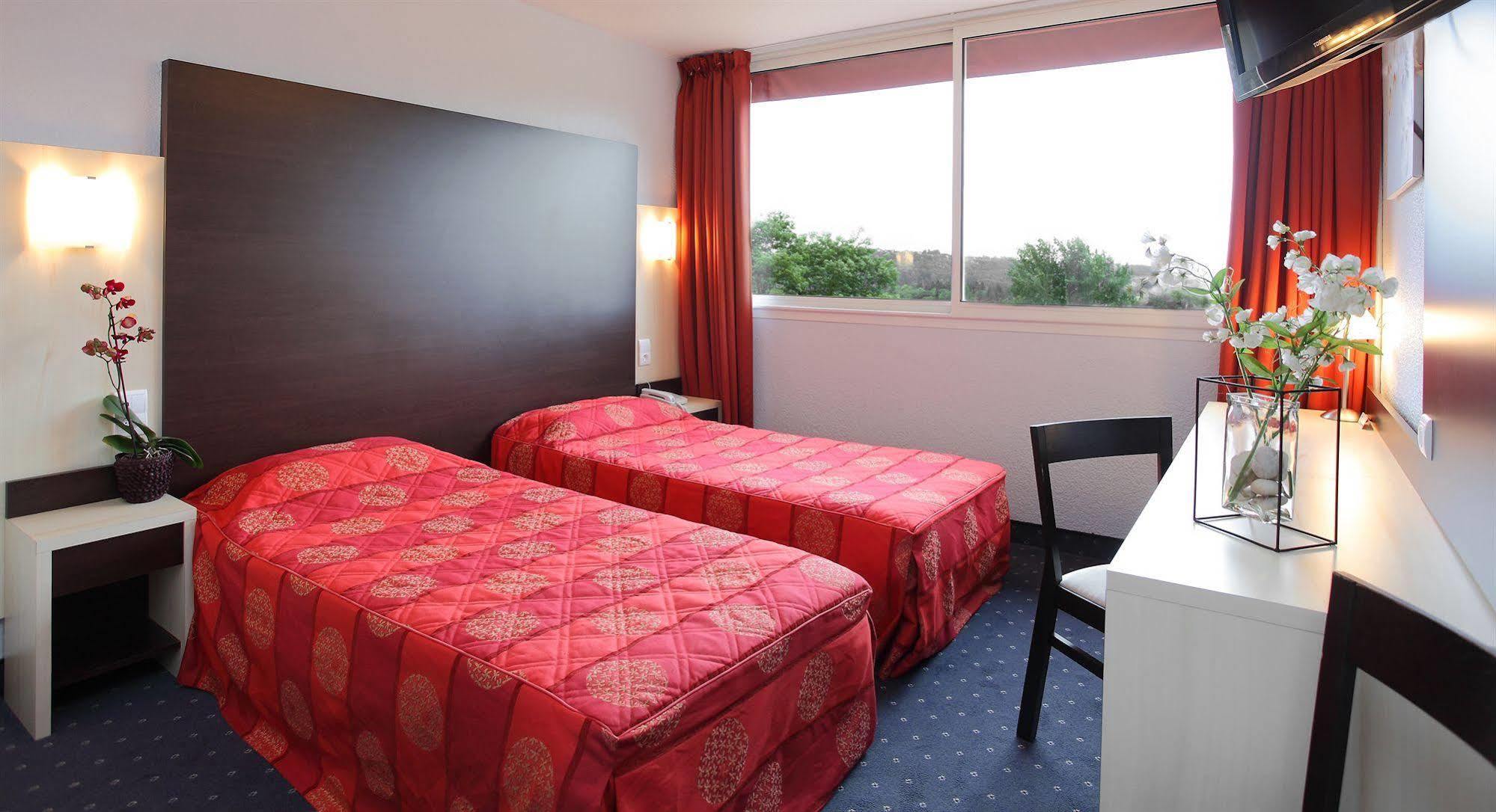 Hotel Le Clos Roussillon Pres De Sarlat Vitrac  Buitenkant foto