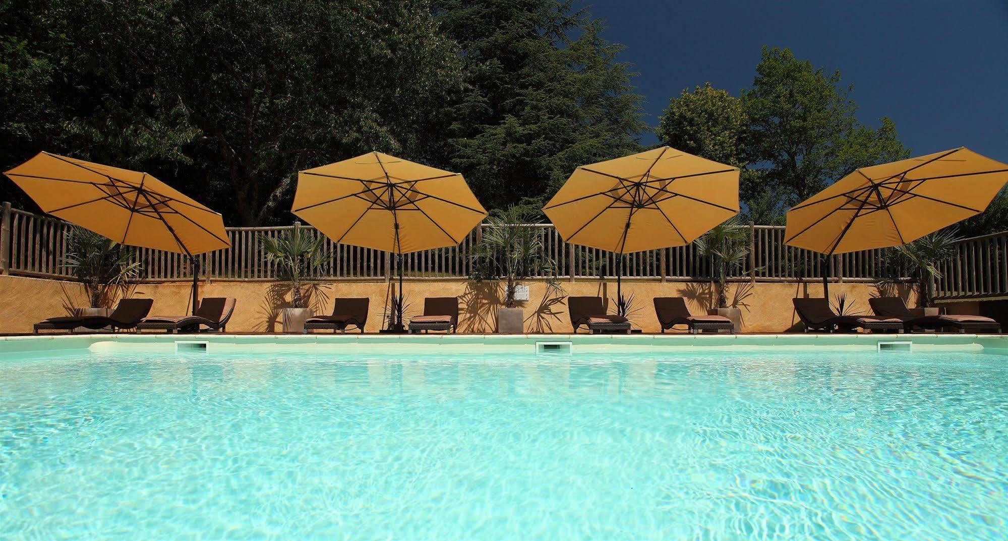 Hotel Le Clos Roussillon Pres De Sarlat Vitrac  Buitenkant foto